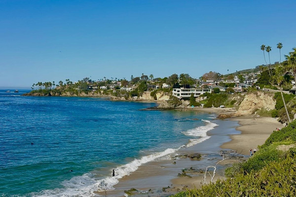 新品【LAGUNA BEACH★ラグナビーチ】USA製「高級デニムスカート」 カリフォルニア州ラグナ・ビーチ｜この海辺に10086回癒やされました