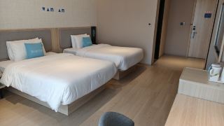 A clean, reliable, and comfortable chain hotel in Yuechi