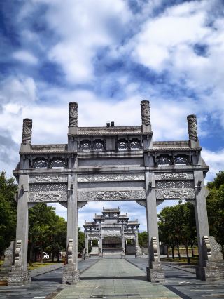 Explore Jingdezhen and visit Fuliang County Government Office