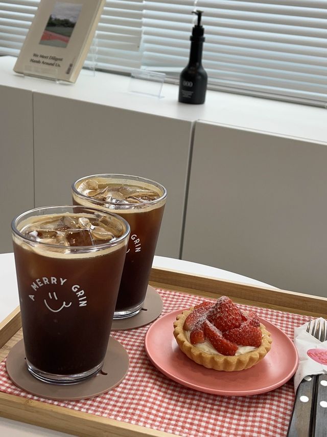 딸기 러버 환장하는 서울 혜화 디저트 맛집, 메리그린🍓🍰