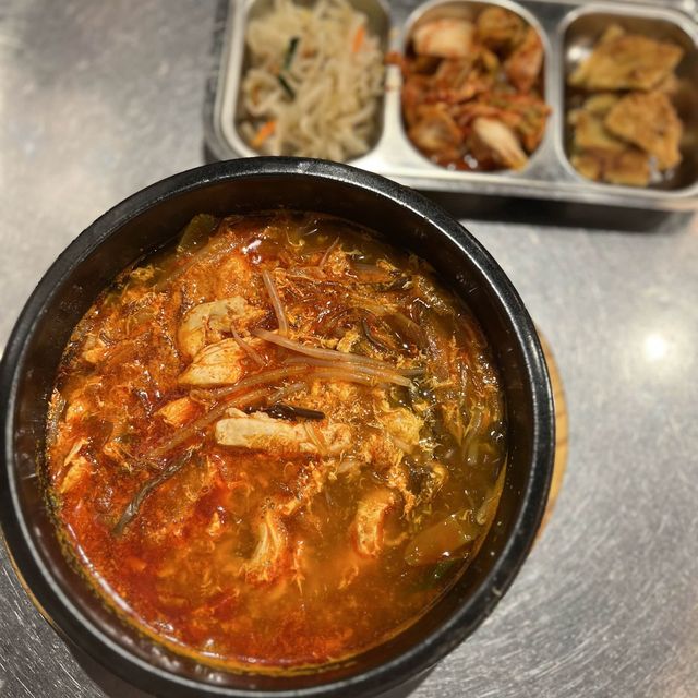 【梅田・韓国グルメ】駅近のバルチカで食べる韓国グルメランチ