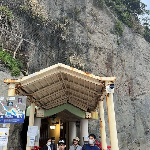 《江之島》去完鎌倉還有時間？集自然風景與食買玩於一身的江之島