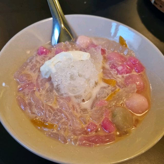 Upclass Dining In Siemreap Town