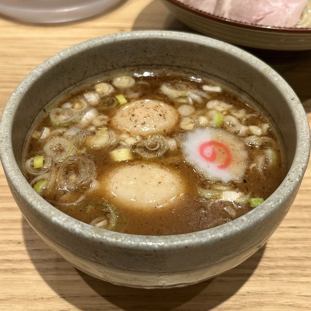 【奈良・大和西大寺】奈良の人気ラーメン店のセカンドブランド「NOROMANIA」