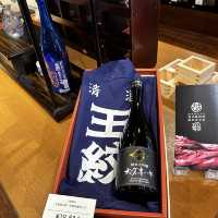 Histrionic sake factory and restaurant