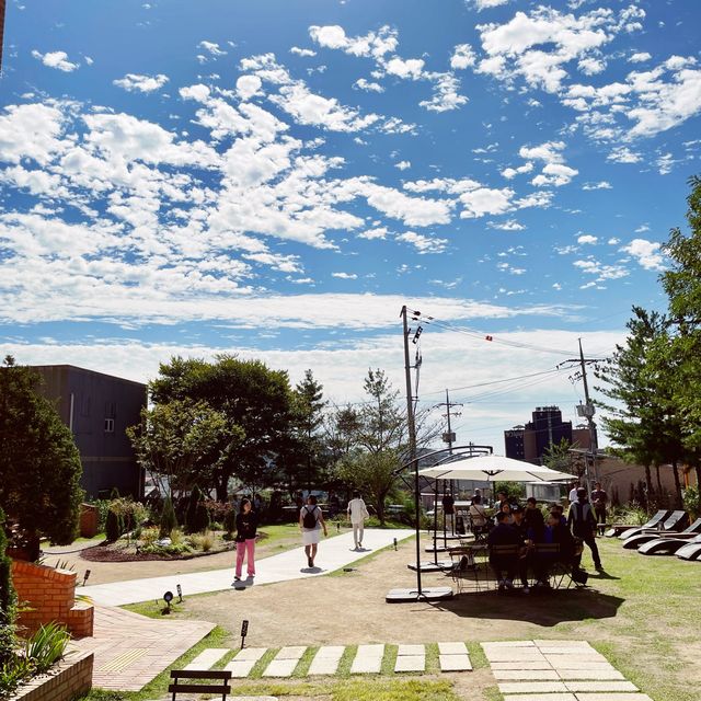 🌳120년 된 교회를 개조한 MADE林 태초의 숲🌳