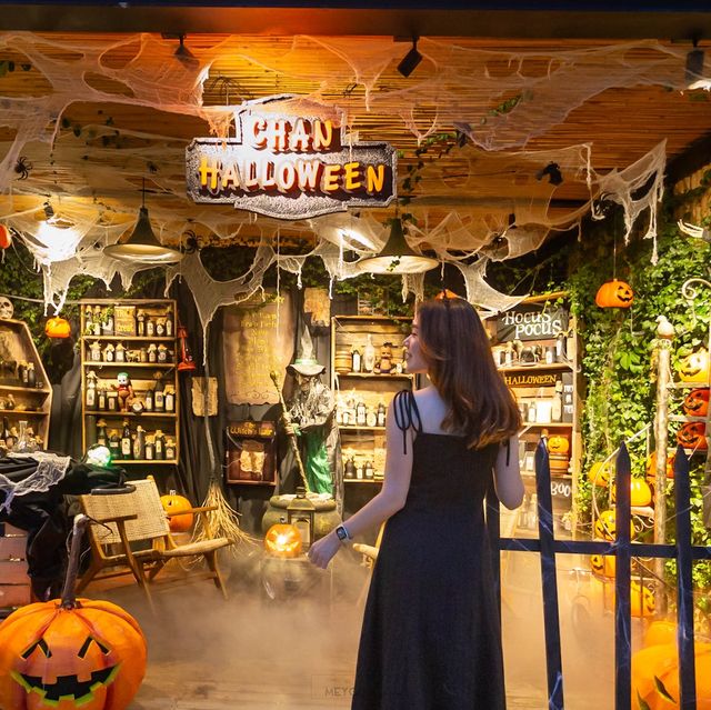 เปิดแล้ว Halloween Season at CHAN nature cafe'
