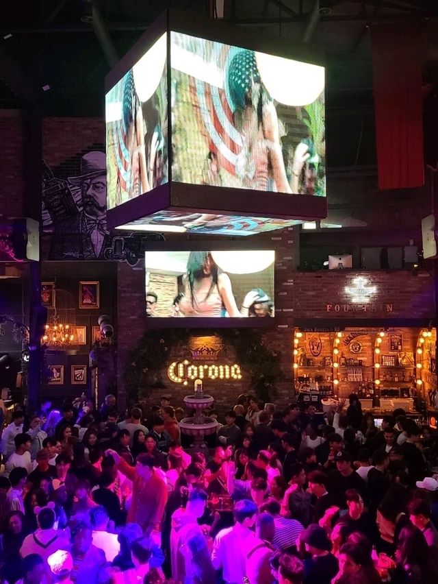 ソウルの深夜でも楽しめるお店4選