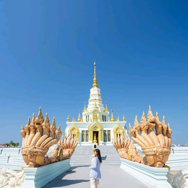 วัดแสนสุข บางแสน
