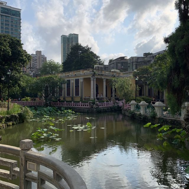 An oasis in old town Macau - Lou Lim Loc Garden 