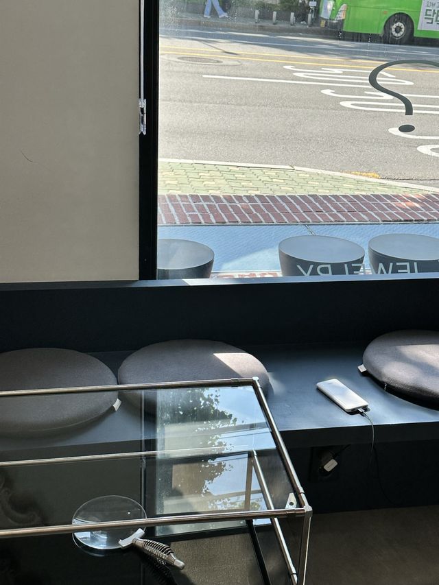 도심 속 한적한 피크닉, 르모브 ☕️