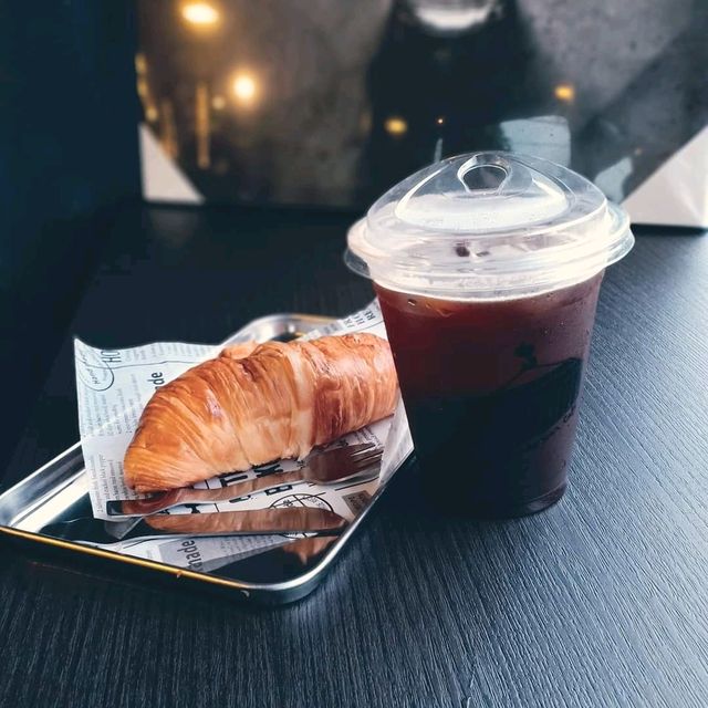 Container Cafe'
