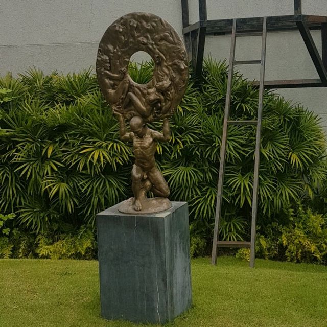 arty khao yai