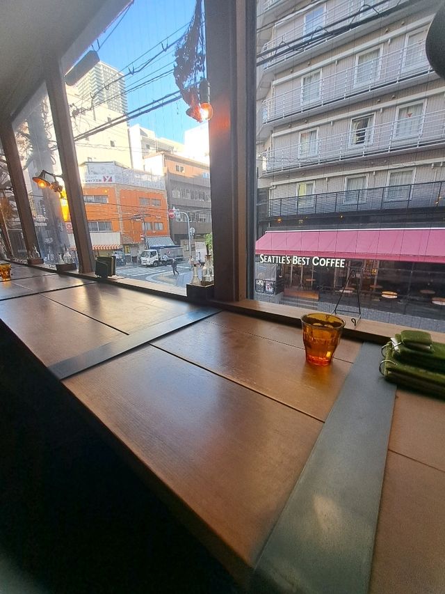 穏やかで温かな空間でまったり過ごす極上のひと時。