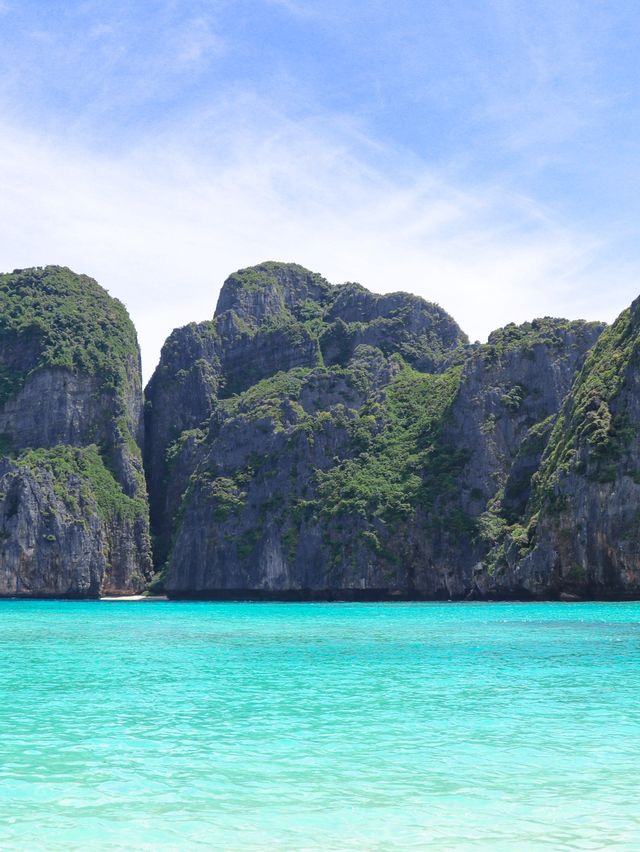 อ่าวมาหยา เกาะพีพี สวรรค์ทะเลกระบี่