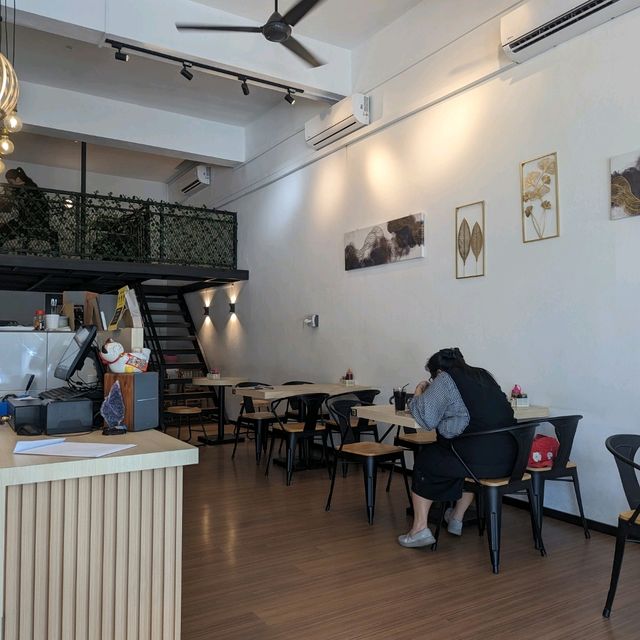 Tea Woks Cafe