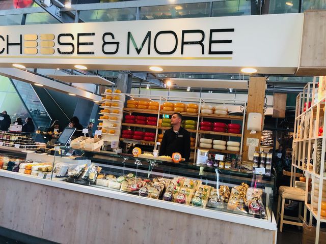 荷蘭🇳🇱鹿特丹 Rotterdam 🛍️🛒🎁 Market Hall (Markthal) 拱廊市場