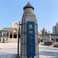 オリエンタルな寺院　築地本願寺
