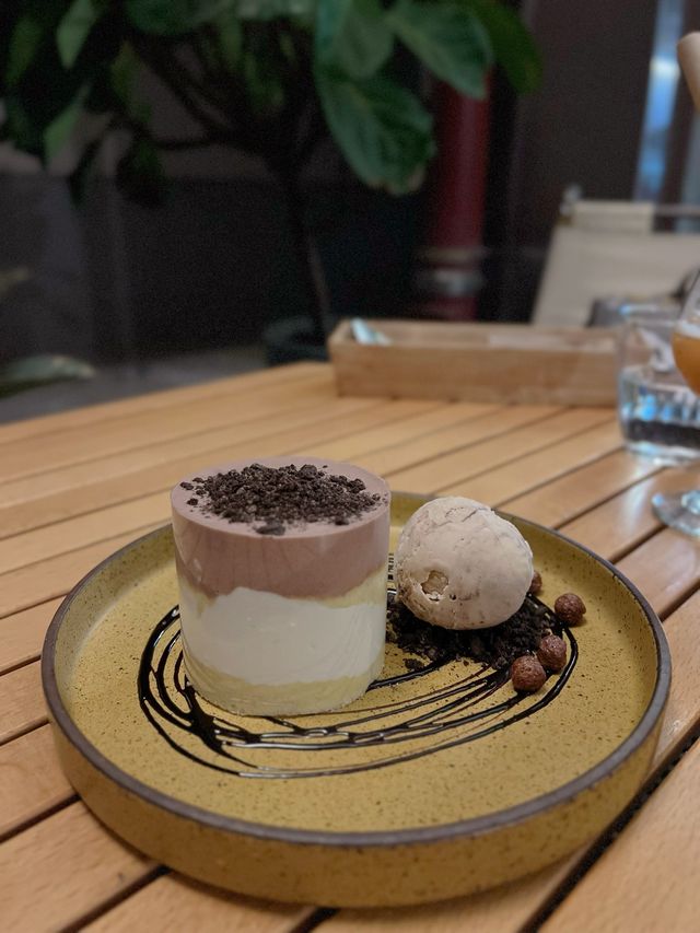 食足兩日巨型豪華豚