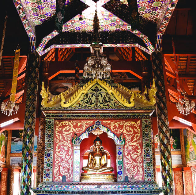 วัดพระพุทธบาทตากผ้า  จ.ลำพูน