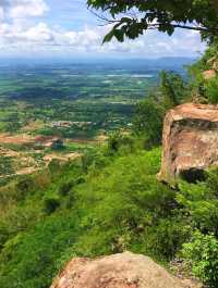 Khao Phraya Doenthong Viewpoint