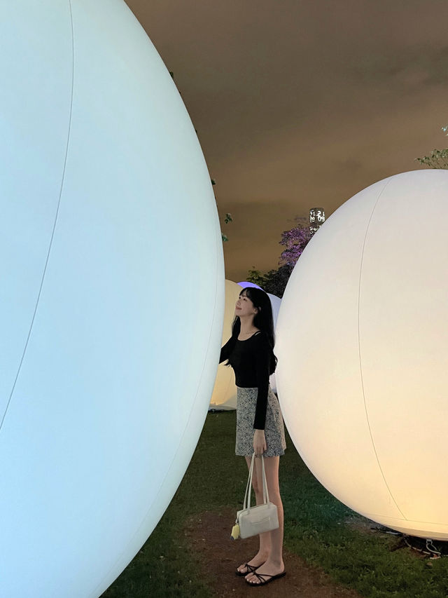 香港發光蛋打卡展覽-teamLab：光漣