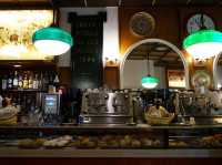 ローマでコーヒーを味わうなら、プラティ界隈のシャーシャカッフェ