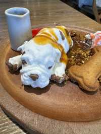 可愛い過ぎて食べられない！おしゃれcafeの『Dogアイス』