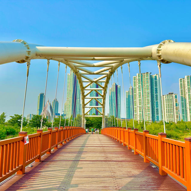드라마 ‘도깨비’ 촬영지로 유명한 청라호수공원🏞️