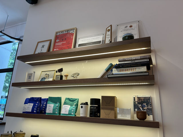 Olla Specialty Coffee Nestled in a Neighbourhood 