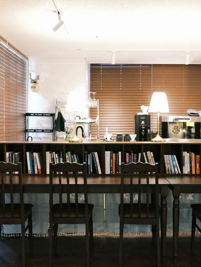 📚마곡 차분히 책읽기 좋은 북카페 벤의 서재