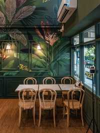 13 เหรียญ สุขุมวิท 49 ร้านสวยมากแนว Tropical Cafe