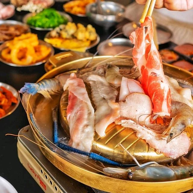 บุฟเฟ่ต์เจ้าดัง ในติ๊กต๊อก #Ajummagrill 