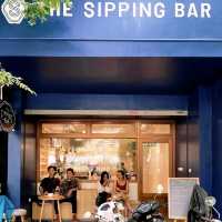 THE SIPPING BAR