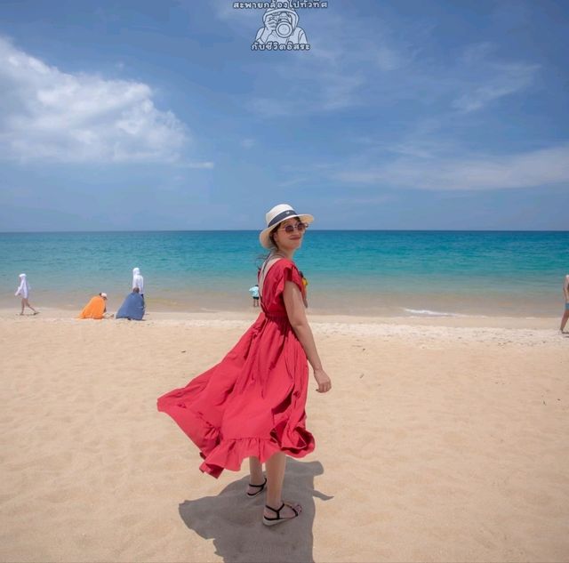 หาดไม้ขาว