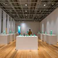 ชมศิลปะแห่งแก้วที่ Toyama Glass Art Museum กัน