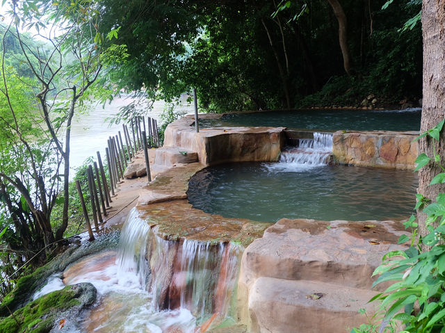 Hintok River Camp ที่พักสไตล์glampingติดแม่น้ำแคว