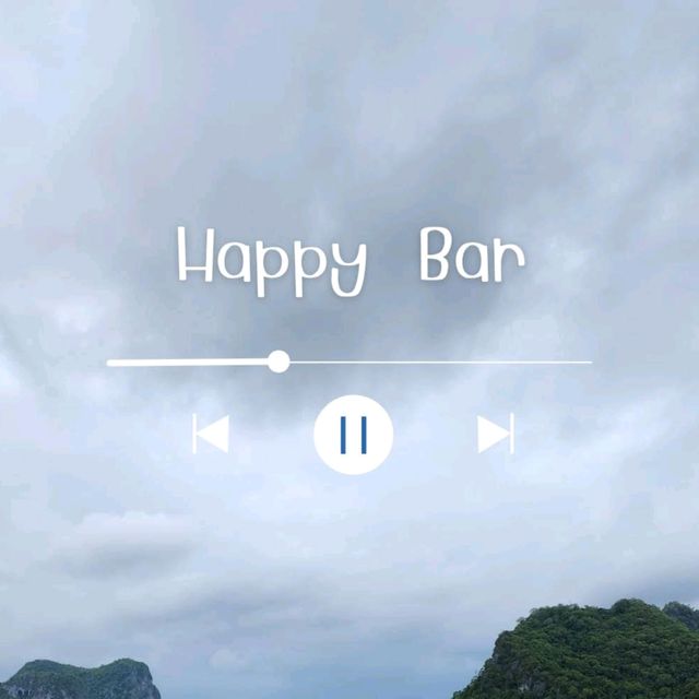 Happy Bar : คาเฟ่สไตล์บาร์