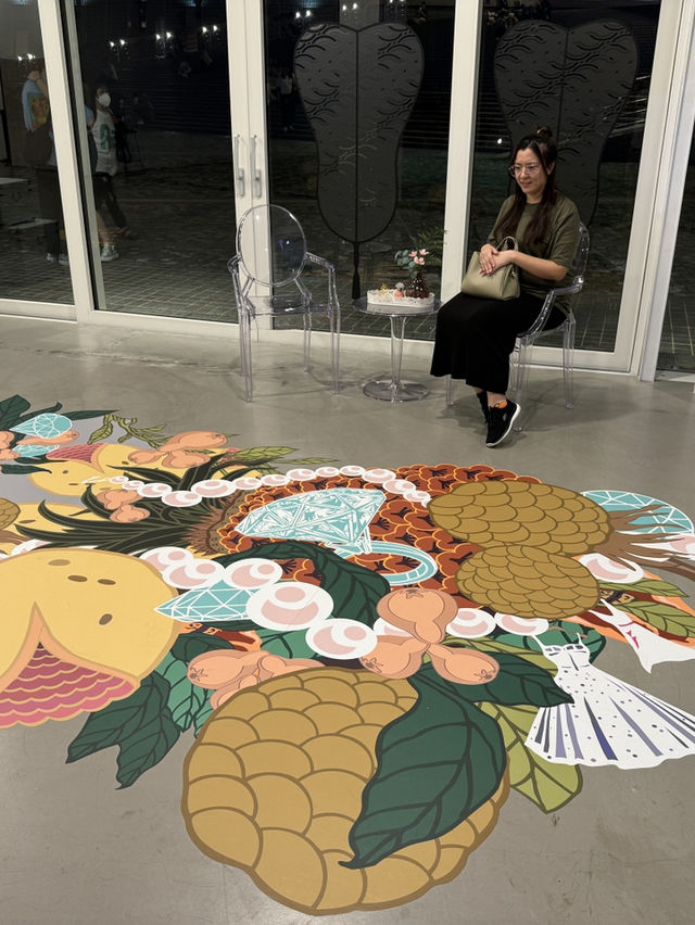 香港藝術館的隱藏玩法，陶冶我們的藝術氣息，！盡然有免費電子拍立得！必來玩！