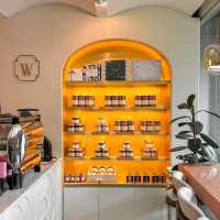  Wondering Cafe & Bakeshop