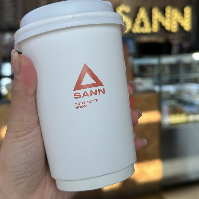 단양의 하늘, 가을을 마시다 - 카페 산(Cafe Sann)⛰️