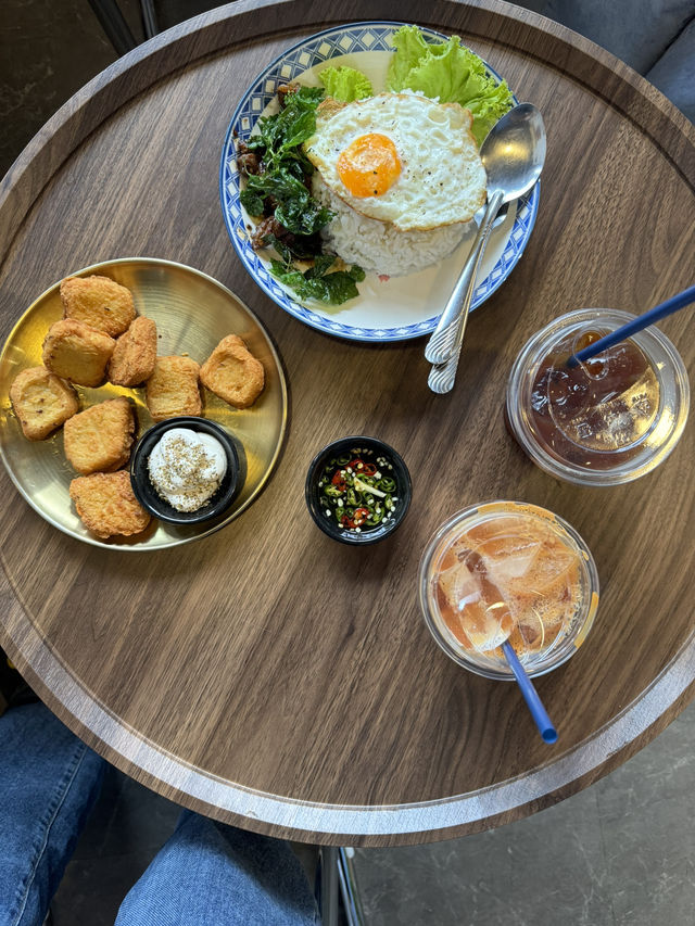 a day koff and beff คาเฟ่ฮิปที่ปัตตานี