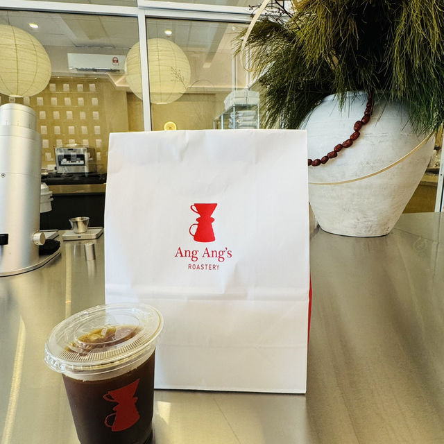Craft Coffee and Community Vibes: Ang Ang Alma Edition