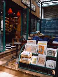 Ho Chi Minh City Book Street ถนนสายหนังสือ