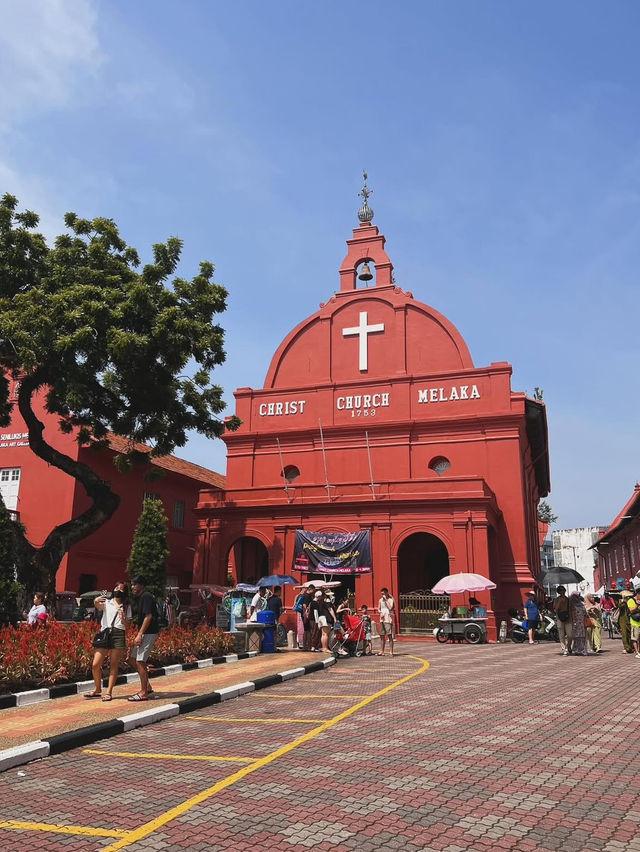 Malaysia in 48 Hours: A Quick Dive into Culture, Nature, and City Life