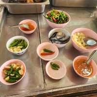 ขาหมูในตำนาน พรเพ็ญขาหมูเสวย พ.ศ.2489