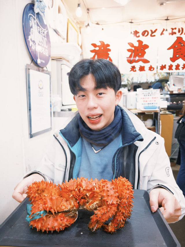 北海道小樽🇯🇵三角市場的潼波食堂