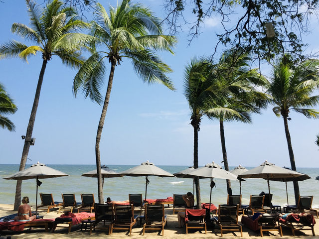 พักผ่อนสุดชิล Anantara Hua Hin Resort