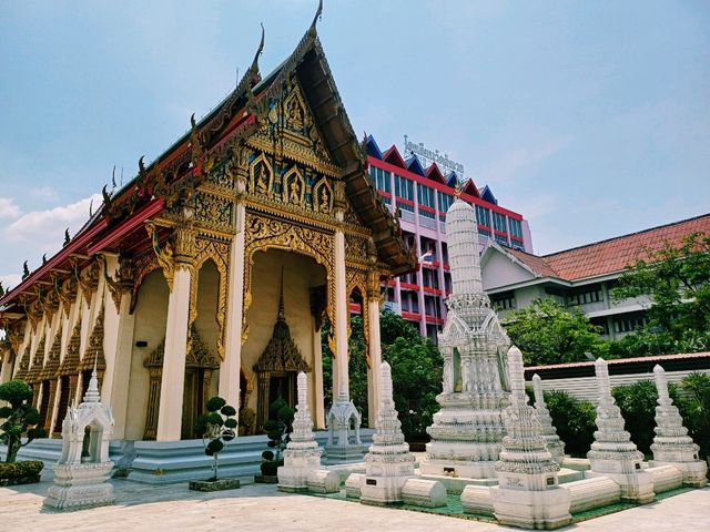 泰國曼谷市中心湄南河畔著名古跡皇家寺廟景點：Wat Sangwet Witsayaram，暹羅文化藝術精美寺廟建築，適合打卡拍照📸冥想