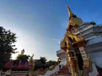 พระพุทธสิหิงค์องค์ใหญ่ที่สุดในประเทศวัด